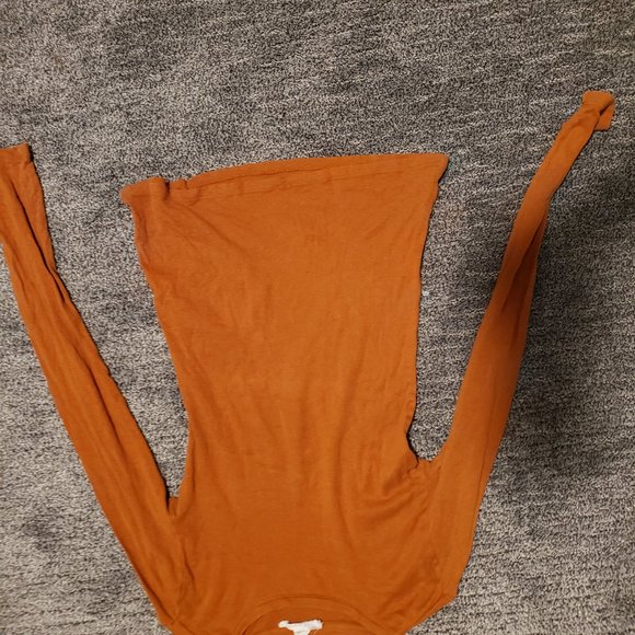 Gap and Forver21 T-shirts - Picture 2 of 4